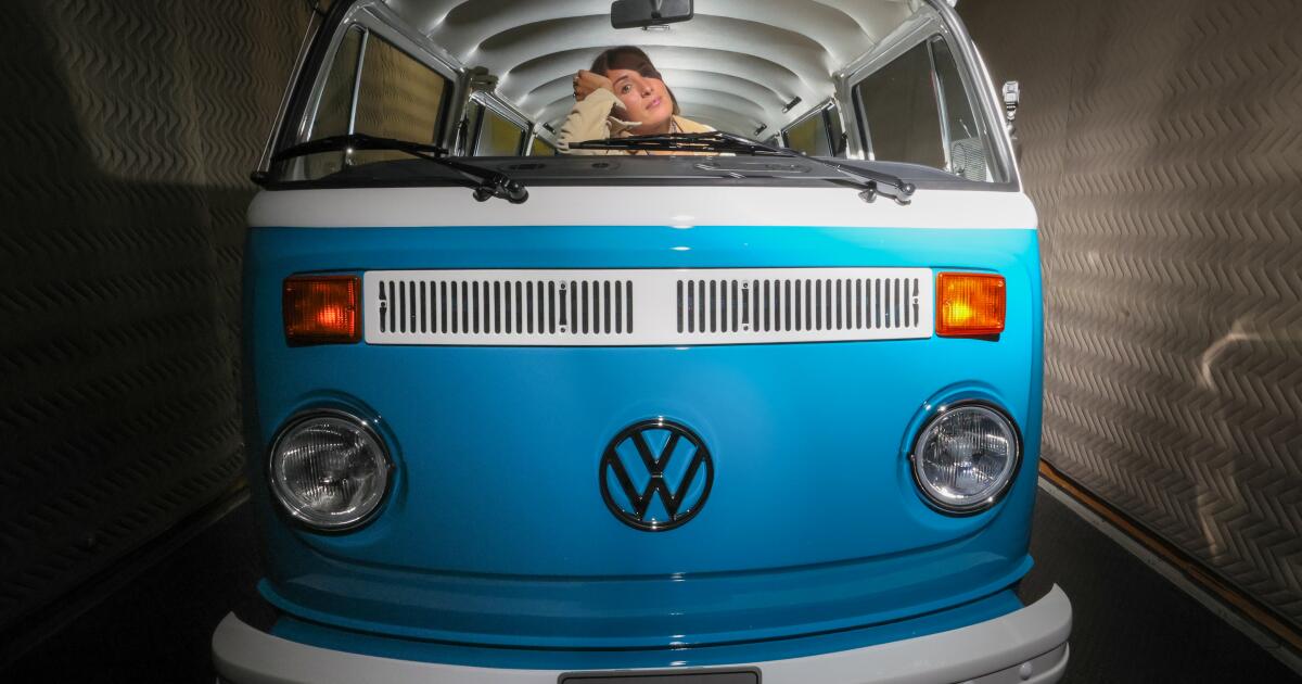 A Volkswagen bus that survived the Palisades fireplace has been restored A Volkswagen bus that survived the Palisades fireplace has been restored