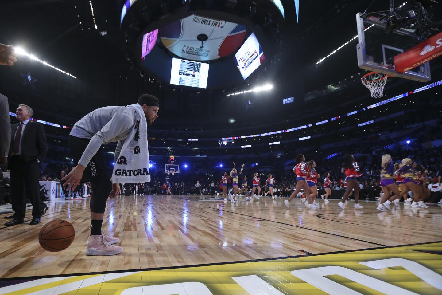 Joel Embiid was the center of attention at NBA All-Star game - Los