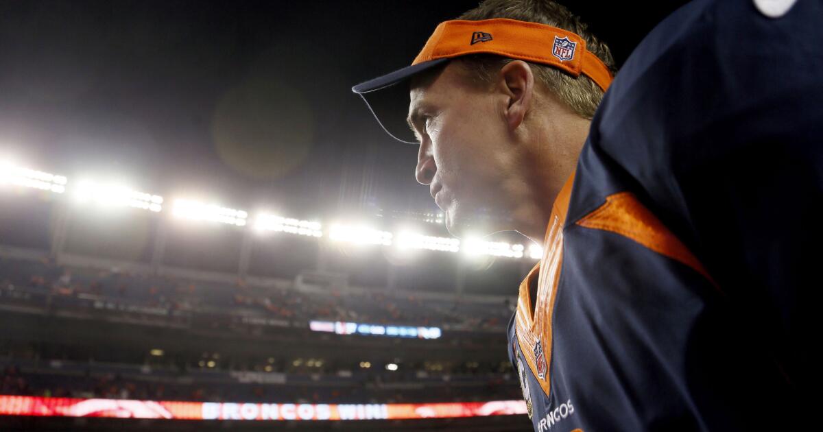 Peyton Manning has new signal call: 'Elway, Elway' - Los Angeles Times