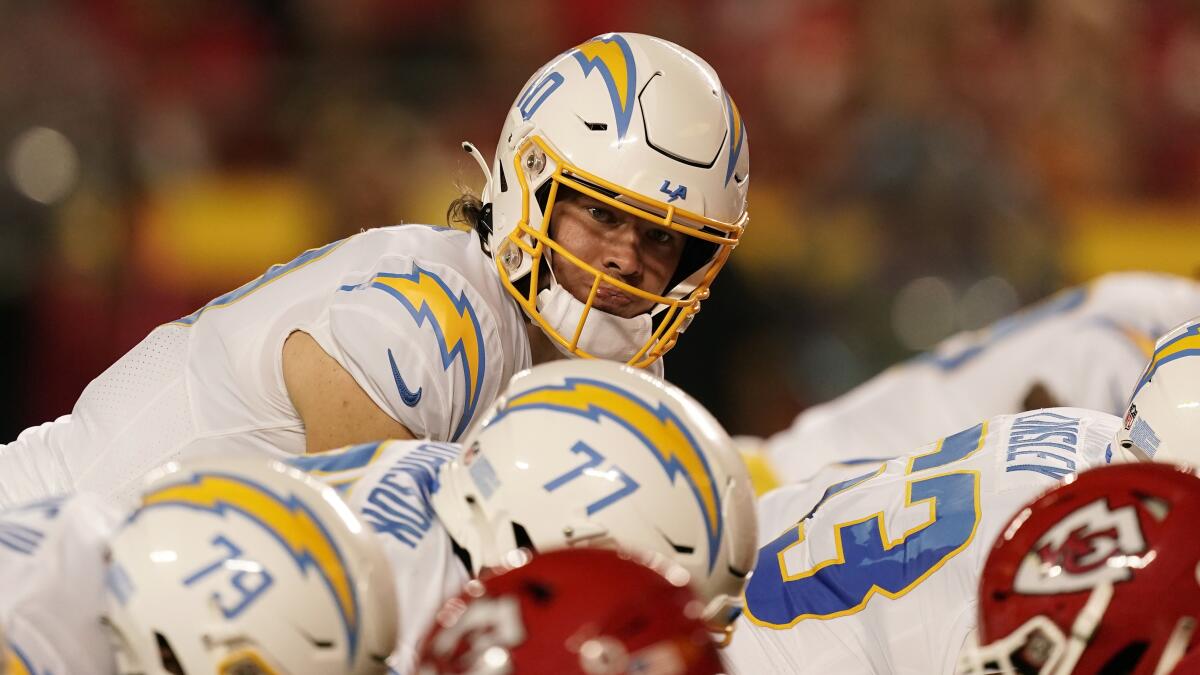 Chargers review: Where's the late-game magic from QB Justin Herbert? –  Orange County Register