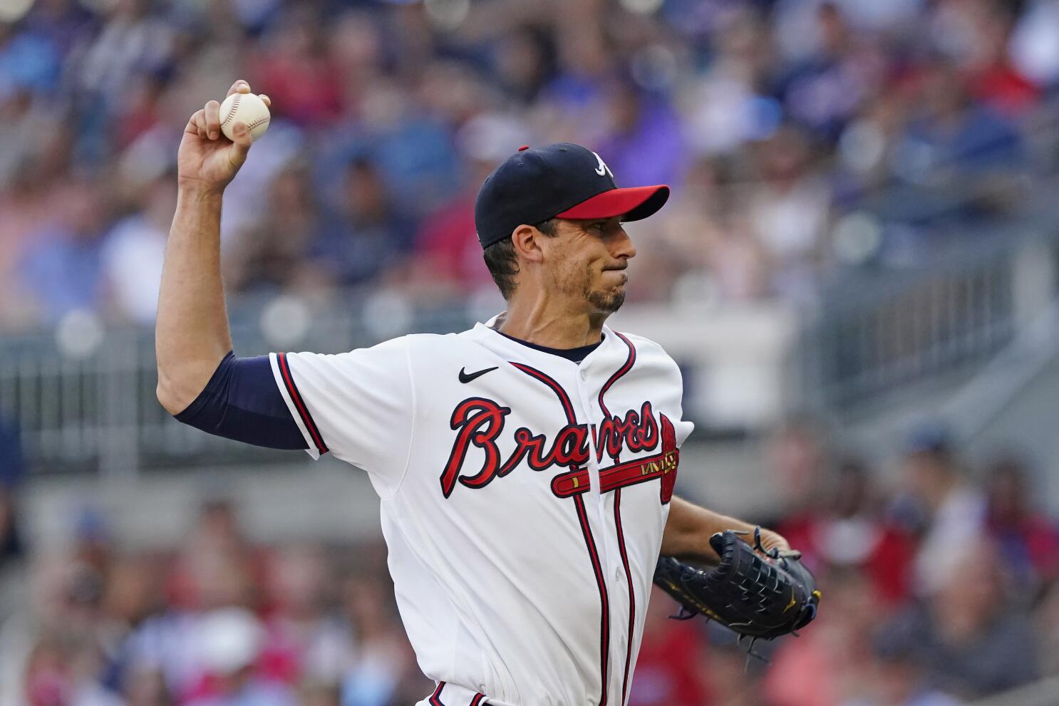 Braves sign pitcher Charlie Morton to one-year, $15 million deal