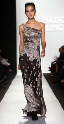 Fall 2009 New York Fashion Week: Badgley Mischka