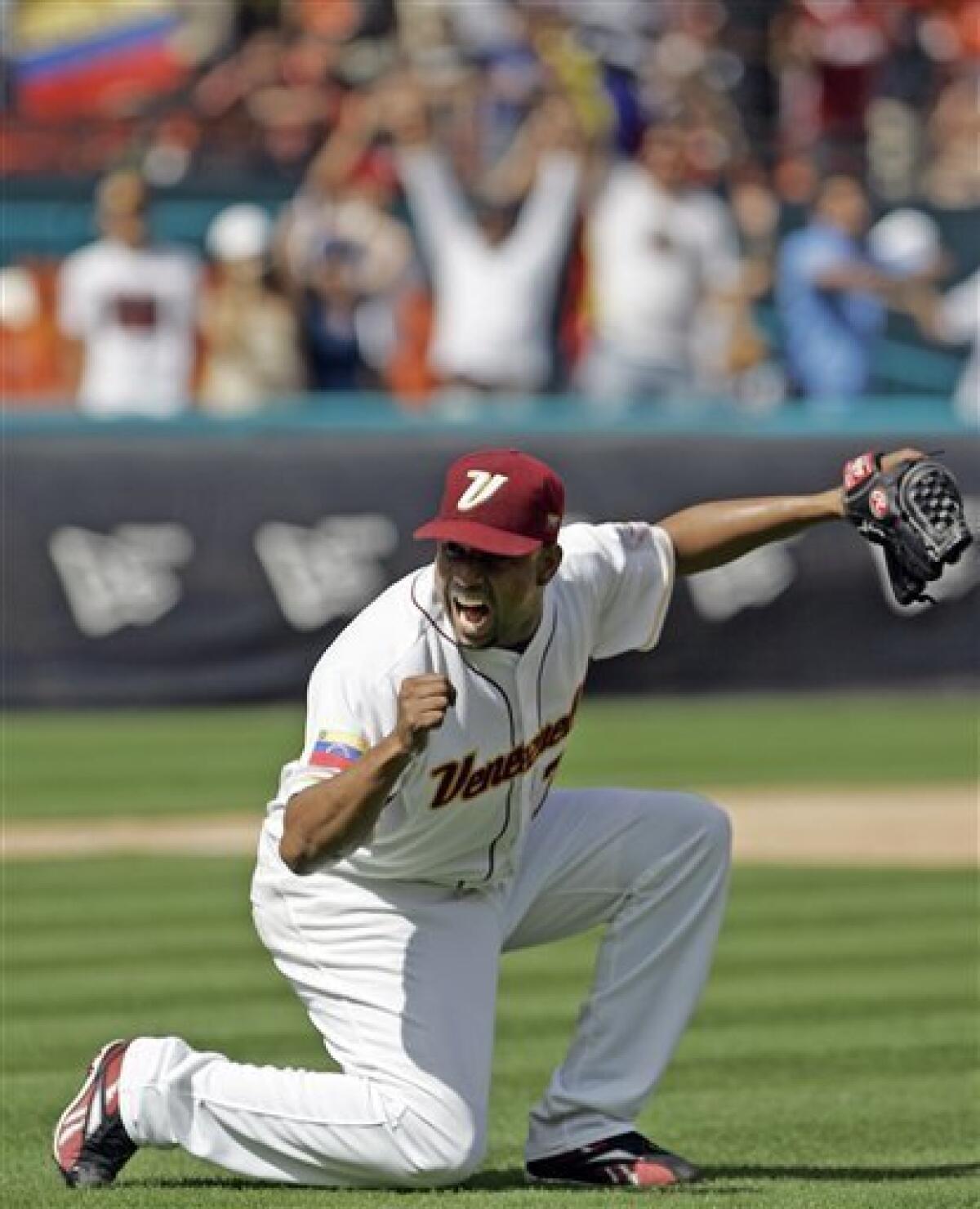 2009 World Baseball Classic Jersey - Venezuela Road Jersey