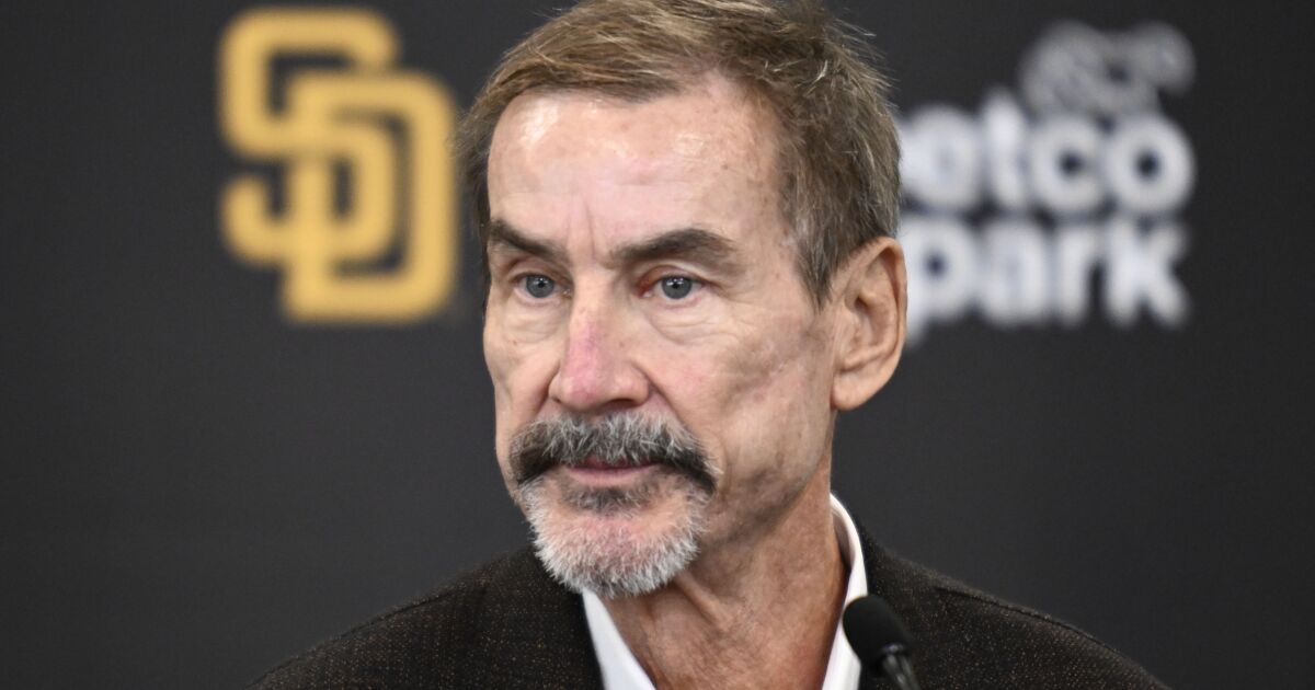 Shaikin: Padres’ Peter Seidler, baseball’s risky spender: ‘There’s a risk to doing nothing’