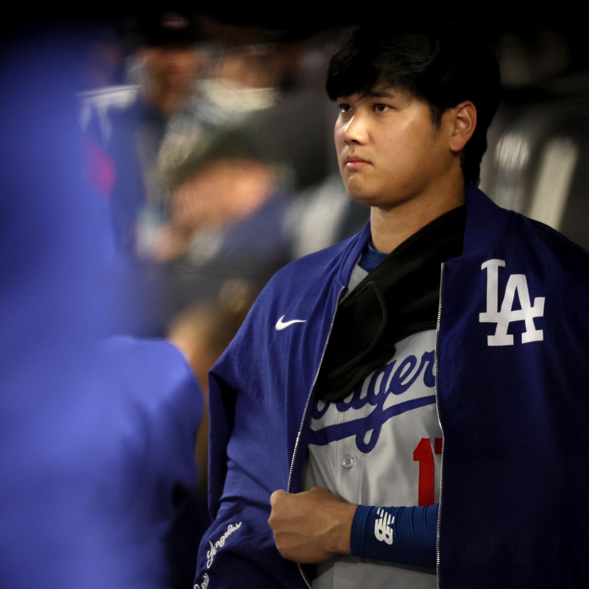 Why Shohei Ohtani playing World Series Game 3 was 'obvious thing to do' -  Los Angeles Times