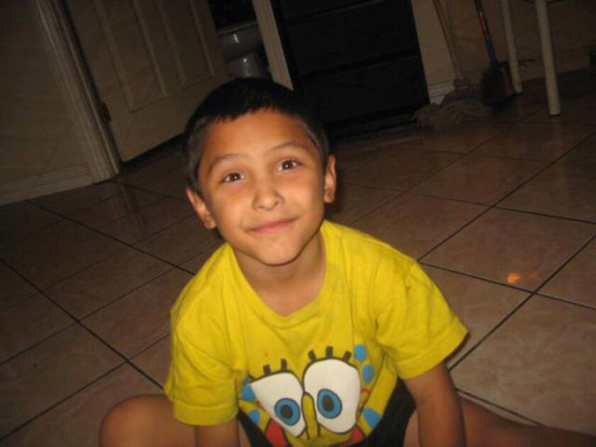 Gabriel Fernández, de 8 años, de Palmdale, murió después de ser abusado por su madre y su novio en 2013. El caso es el tema de una nueva serie de Netflix.