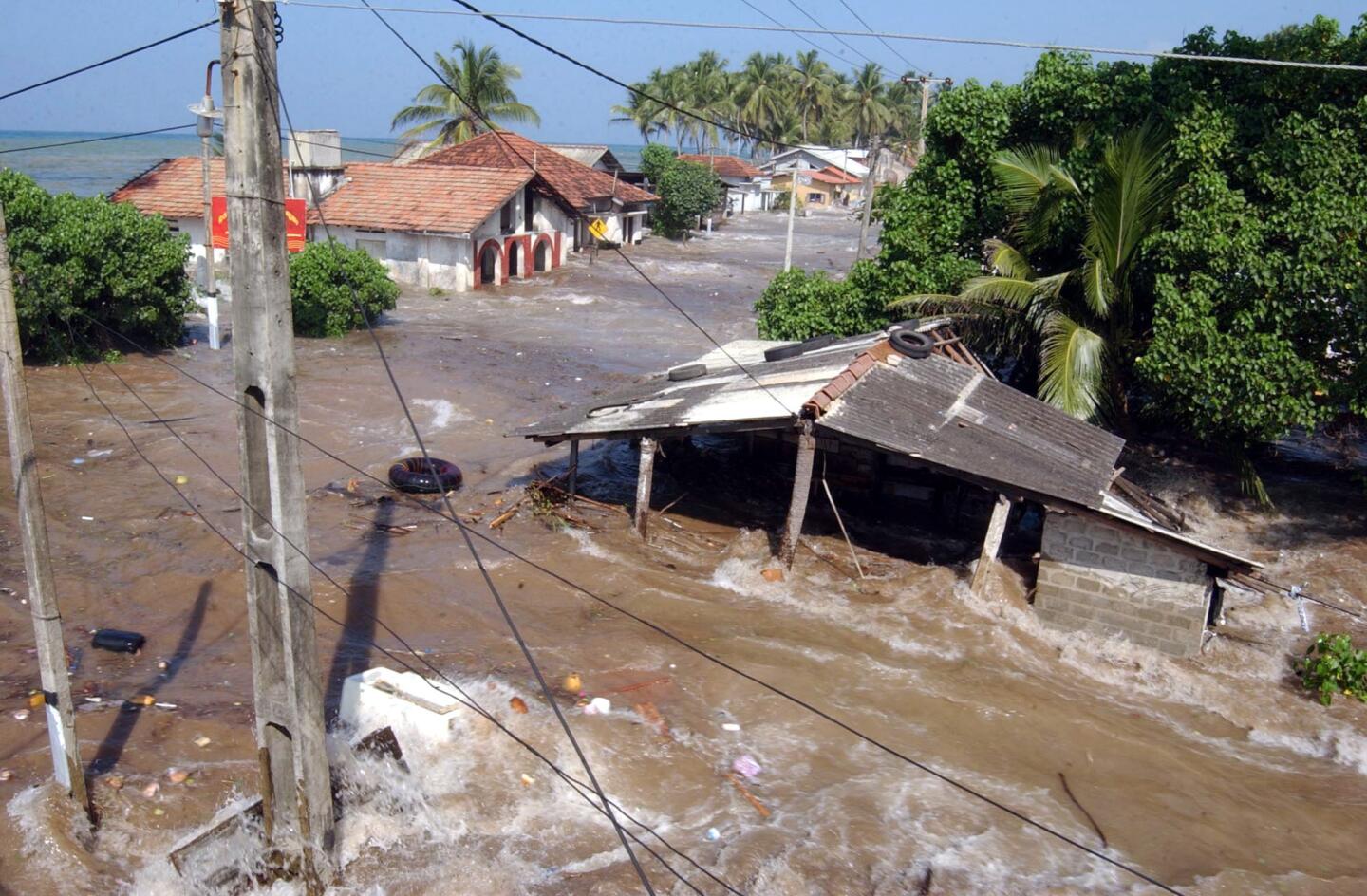 2004 Indian Ocean tsunami