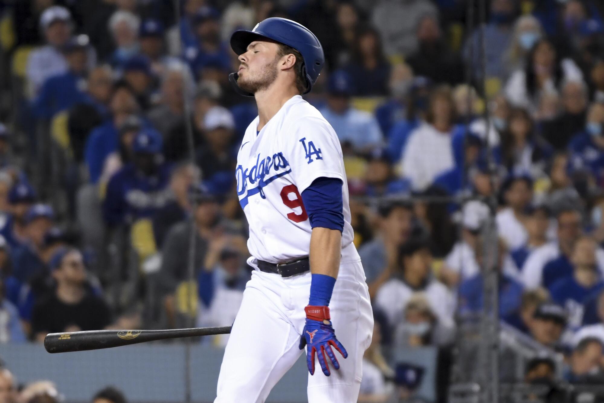 Photos: Dodgers lose to Atlanta Braves in Game 4 of NLCS - Los Angeles Times