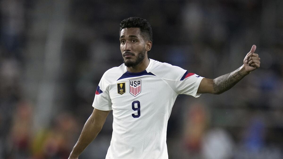 Jesús Ferreira gestikuliert während eines CONCACAF Gold Cup-Spiels zwischen den Vereinigten Staaten und St. Kitts und Nevis im Juni.