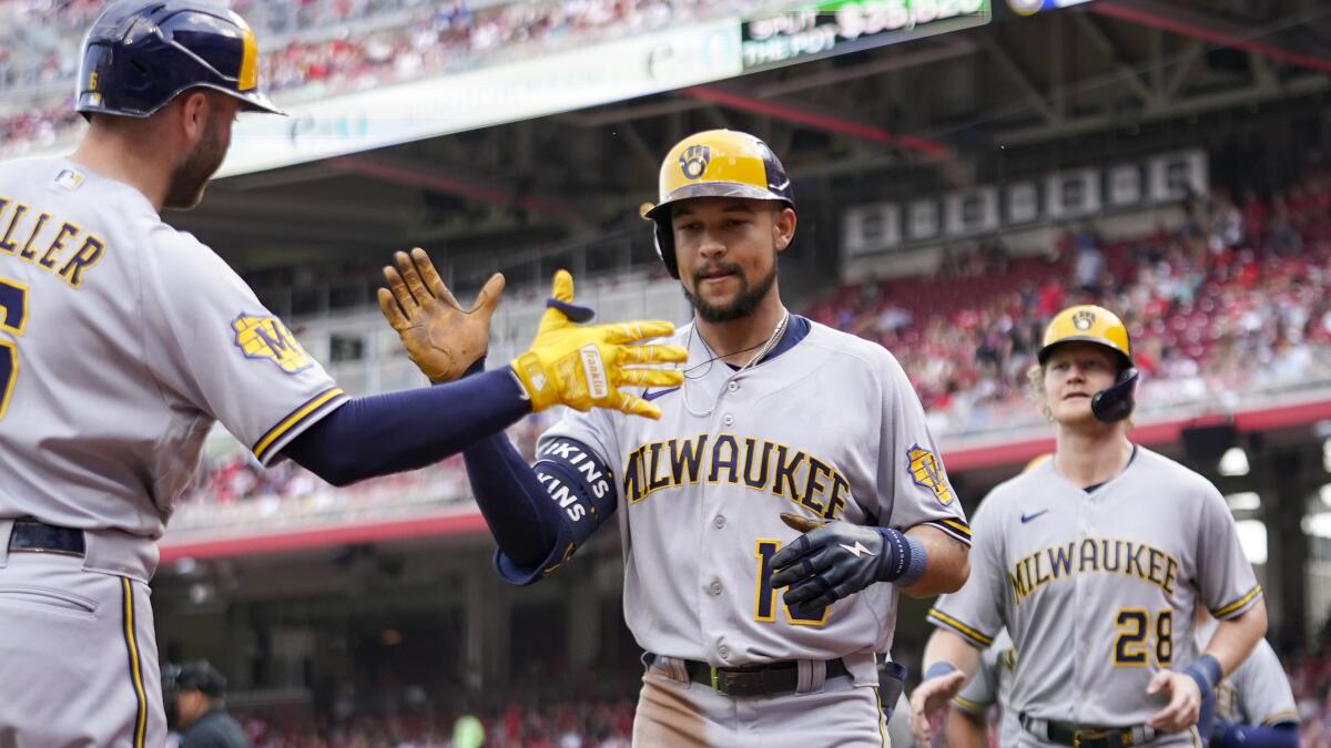 Brewers new logo, uniforms in 2020: Milwaukee returns to ball-in-glove