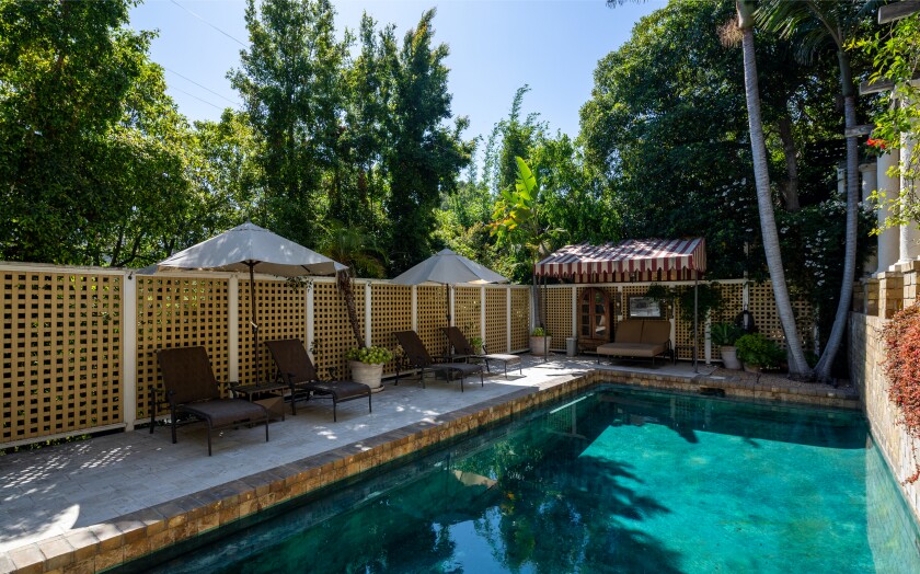 Comedian Michael McDonald lists romantic villa in Hollywood Hills - Los ...