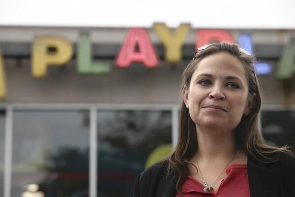 Mom documents filthy conditions at fast-food playlands