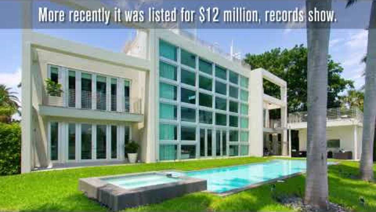 Baseball star Jimmy Rollins brings waterfront mansion to market in