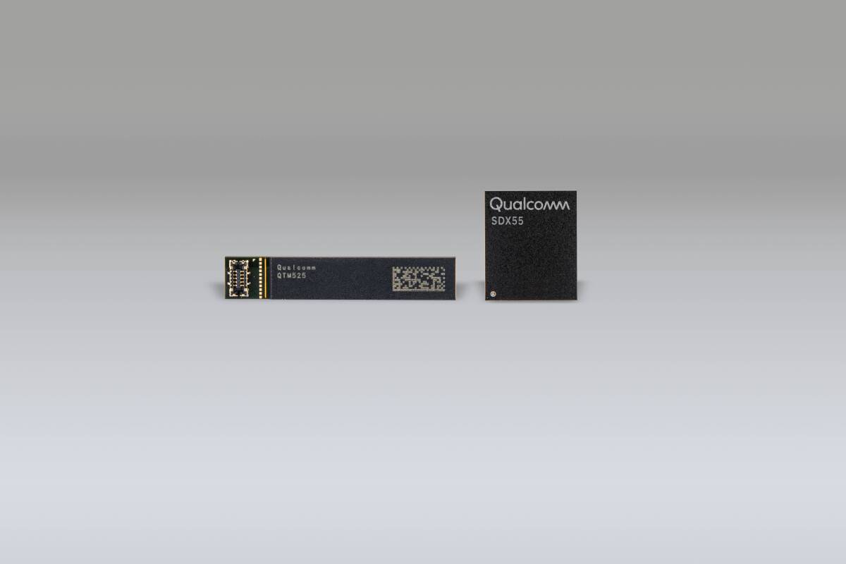 Qualcomm's 5G X-55 modem and RF front end module.