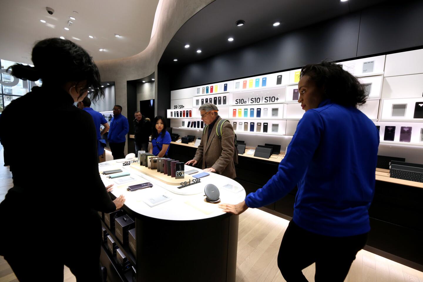 Photo Gallery: Samsung store opens at the Americana at Brand