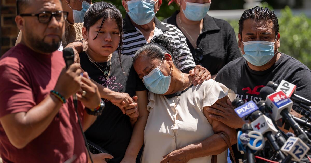 “Lo dejaron morir”: Familia acusa negligencia médica mortal en cárcel de ICE “Lo dejaron morir”: Familia acusa negligencia médica mortal en cárcel de ICE