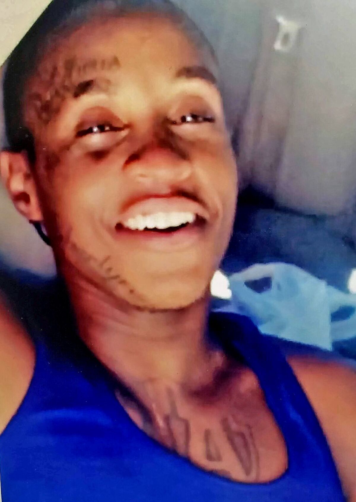 Racist texts show Torrance police discussed killing suspects - Los ...