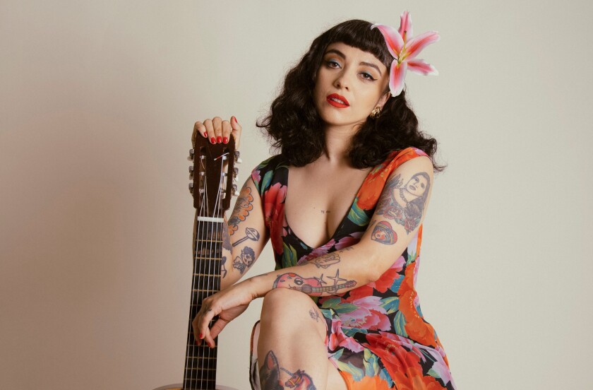 La cantante sudamericana Mon Laferte en una imagen promocional.