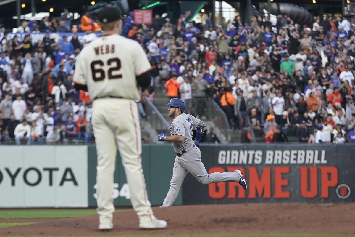SF Giants finally beat Dodgers in wildest game of season