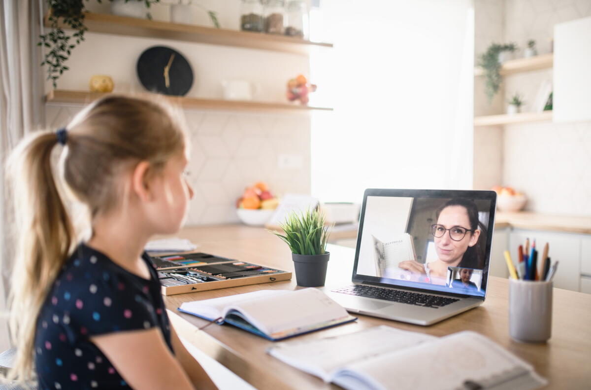 Op-Ed: How to improve distance learning for young students - Los ...