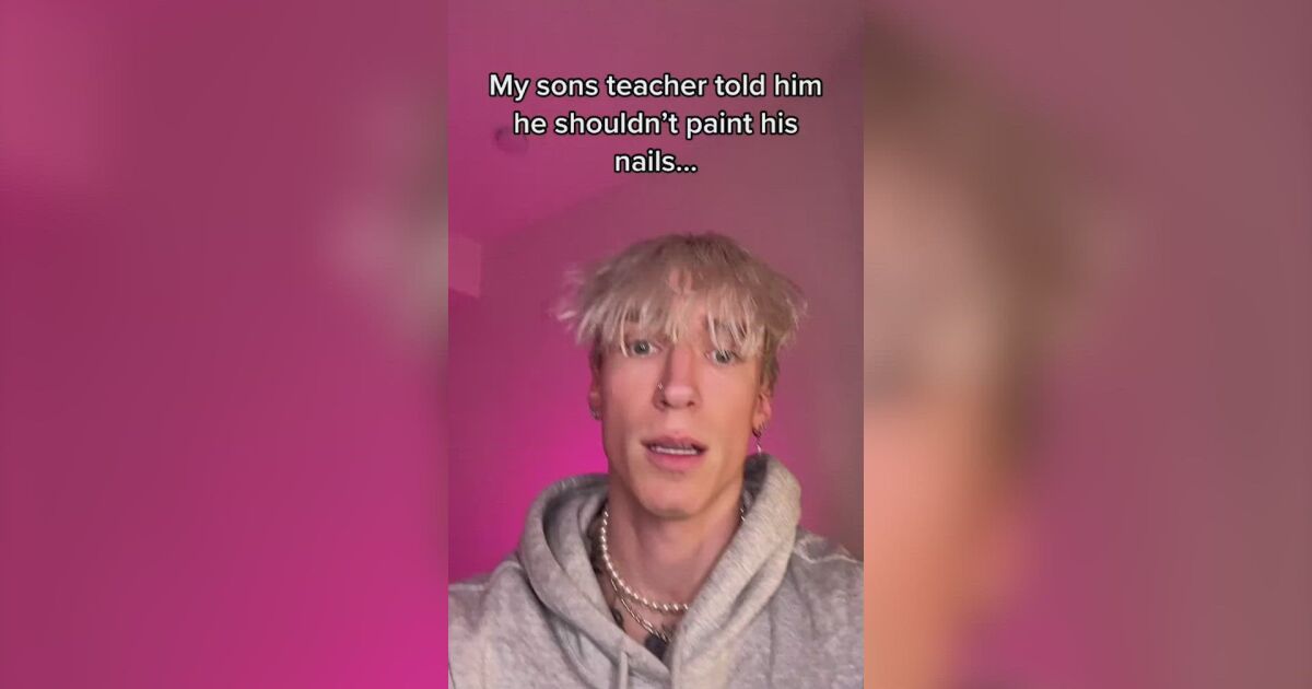 A 3-year-old's teacher said painted nails were for girls. His dad got him a mani-pedi A 3-year-old's teacher said painted nails were for girls. His dad got him a mani-pedi