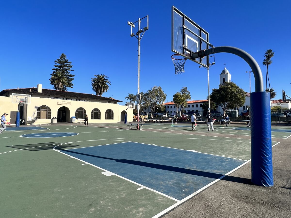The La Jolla Community Recreation Group debated adding pickleball lines to the Recreation Center's west basketball court.