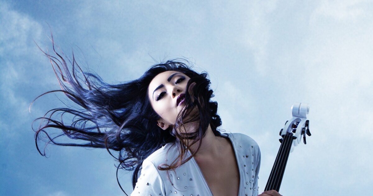 Cellist Tina Guo honored by Titan Hall of Fame