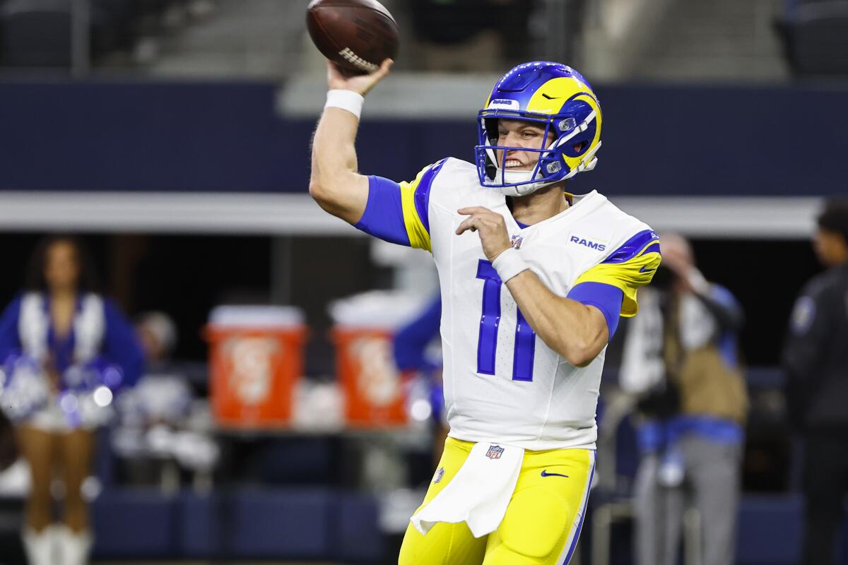 Brett Rypien passes against Dallas after replacing Rams starter Matthew Stafford, who injured his thumb on his throwing hand.