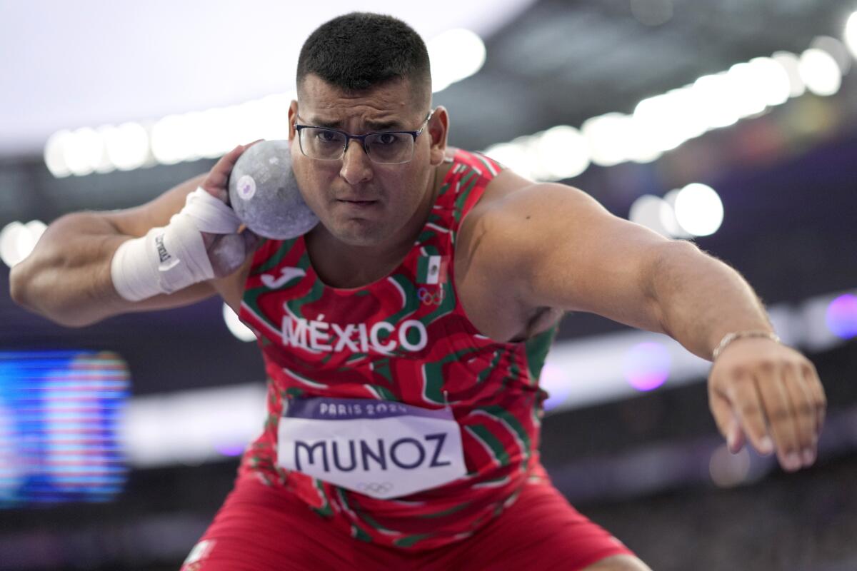 El mexicano Uziel Muñoz 