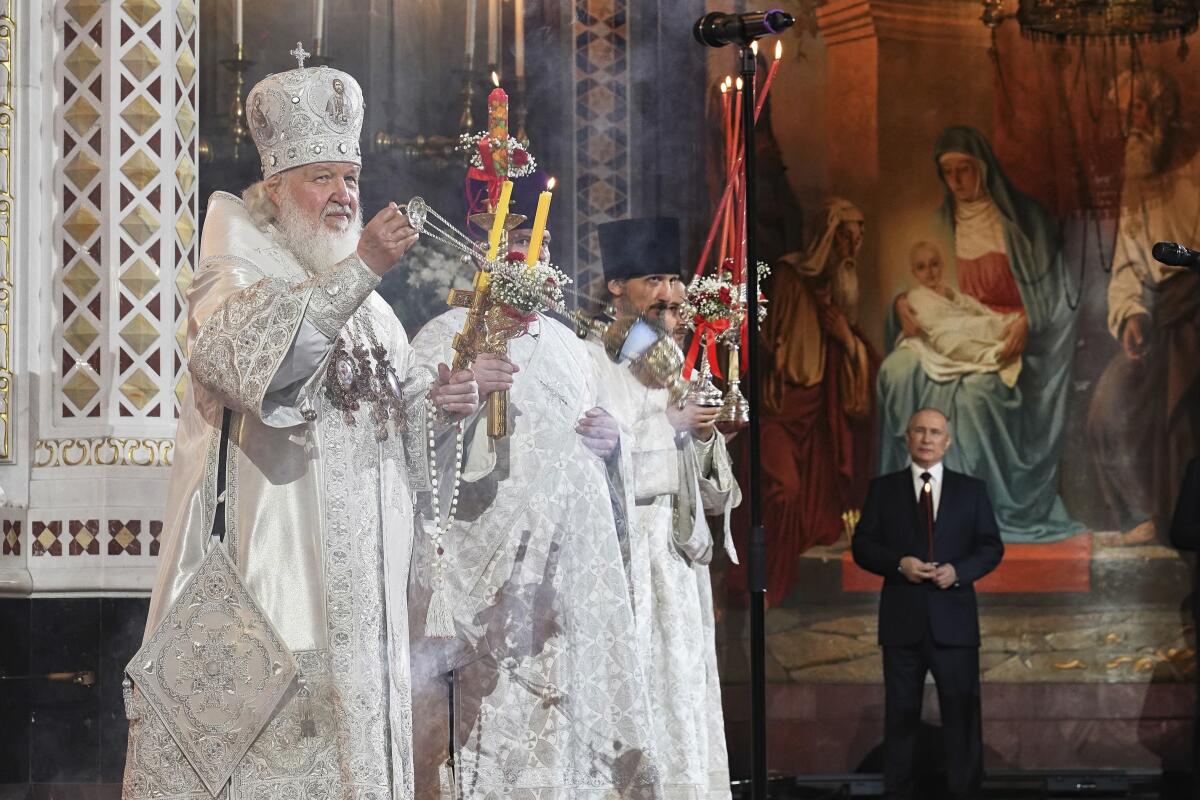 ARCHIVO - En esta foto publicada por el Servicio de Prensa de la Iglesia Ortodoxa Rusa,