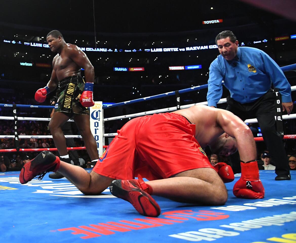 Mikey Garcia v Robert Easter Jr