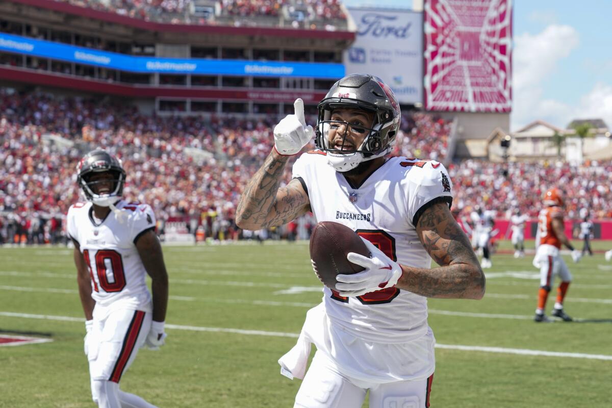 Buccaneers' Mike Evans on path that follows some of the NFL's all