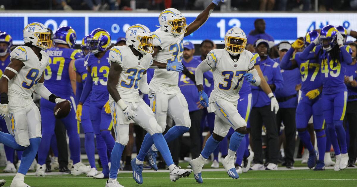 Chargers - Los Angeles Times