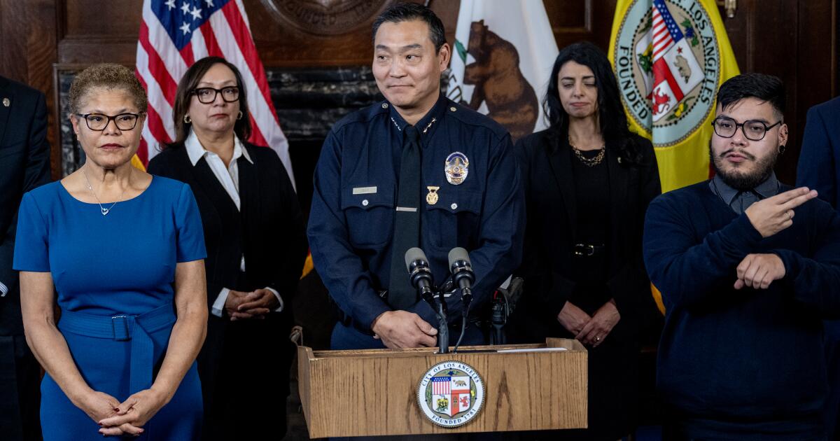 How many individuals utilized to be LAPD chief? Particulars stay secret