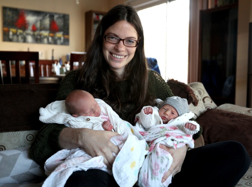 tn-vsl-me-usc-vhh-twin-mom-20200220-2