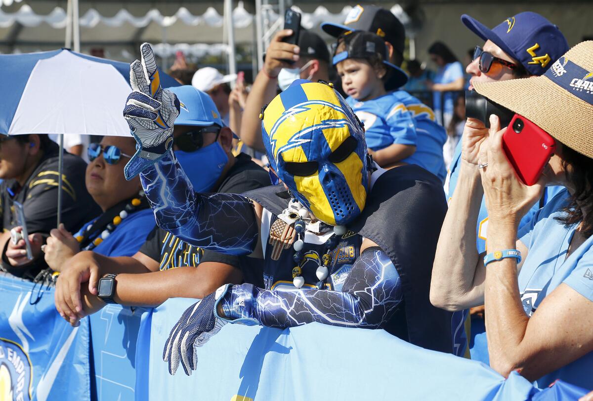 Los Angeles Chargers open training camp in Costa Mesa - Los