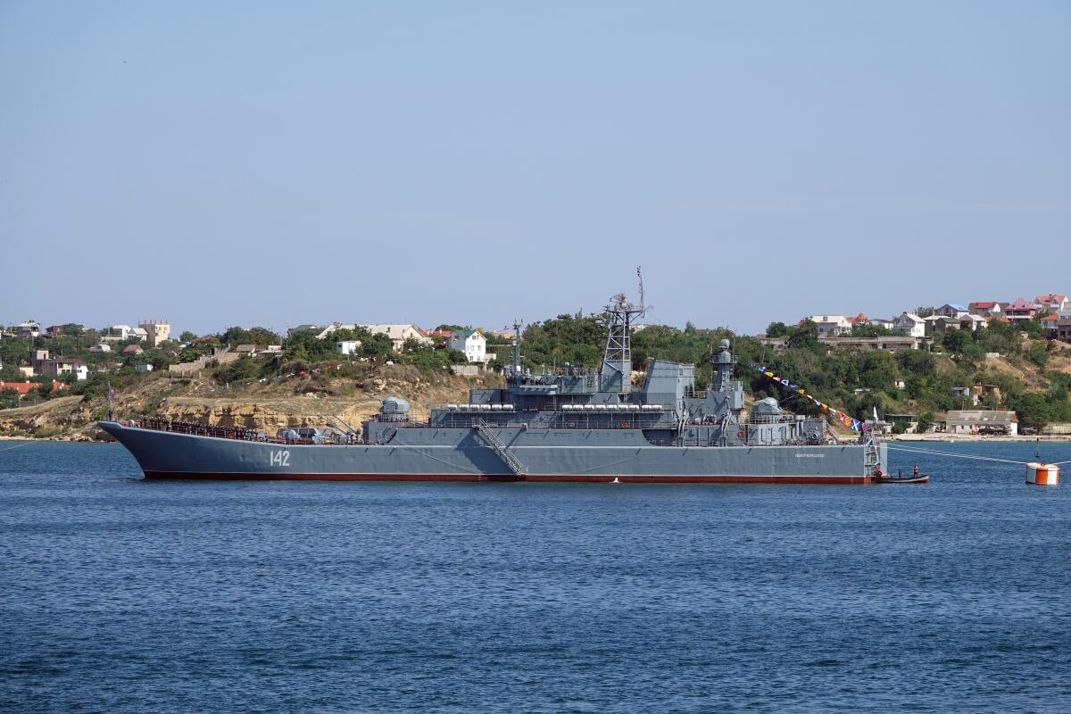 The Russian warship Novocherkassk on a calm day. 