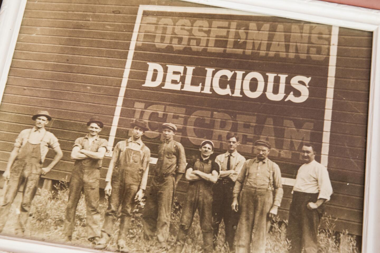 A vintage photograph at Fosselman's Ice Cream shop.