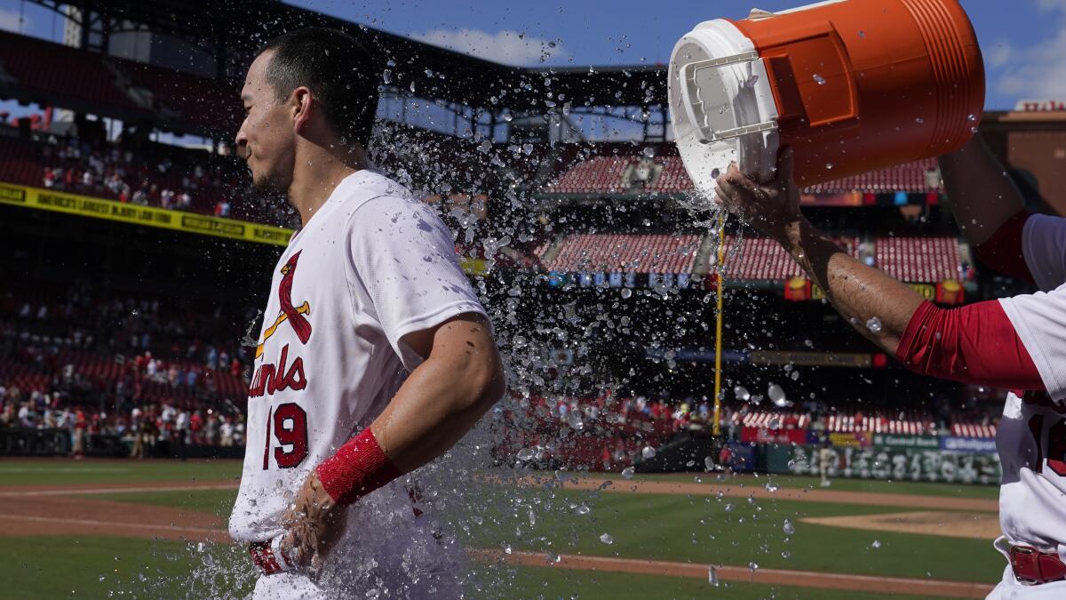 Edman's 2nd straight walk-off hit off Hader gives Cardinals 5-4 win - The  San Diego Union-Tribune