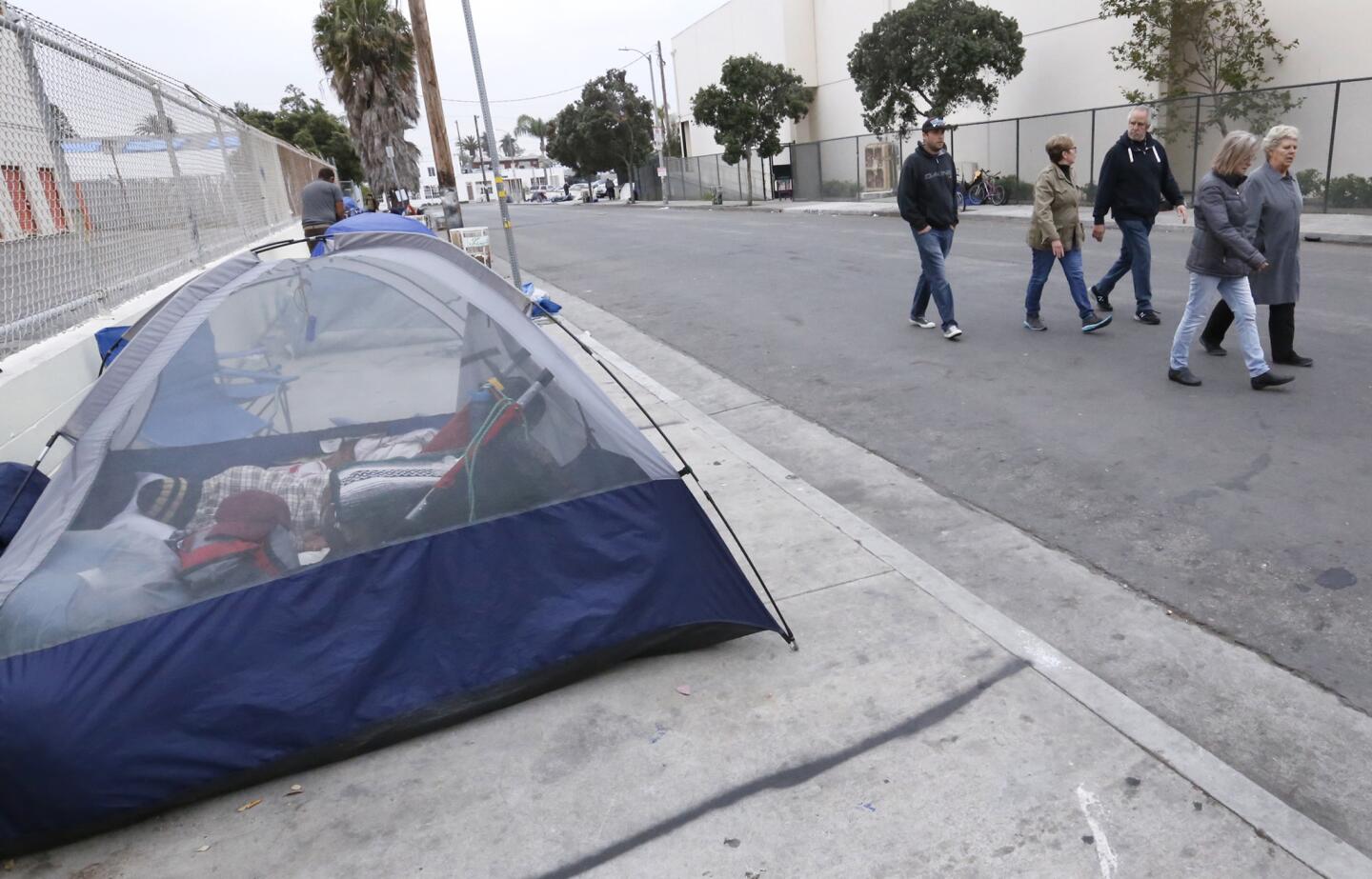 Venice residents hoping Measure H brings end to homeless camps