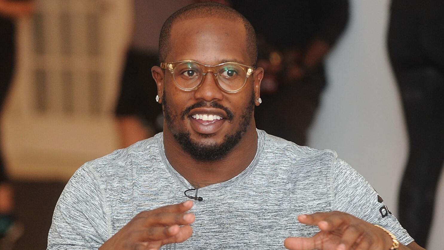 Browns should pursue Von Miller 'for the right price' says analyst