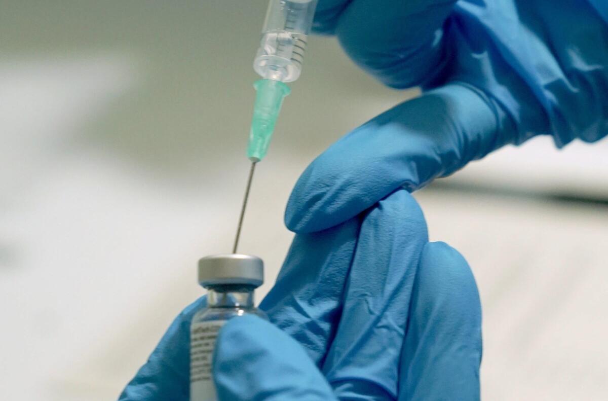 Pfizer entrega a El Salvador un lote de 125.190 vacunas contra la covid-19