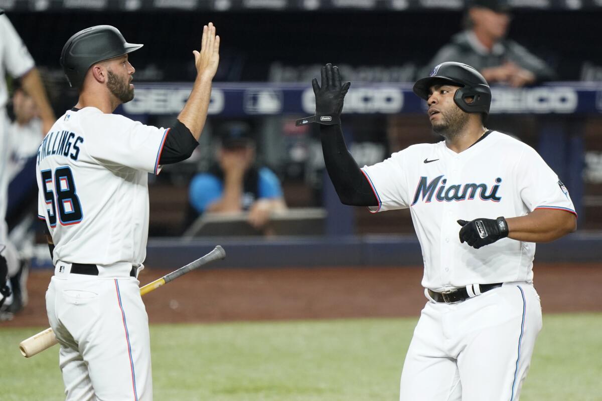 Soler, Rojas homer, Marlins top Seattle for 6th straight win - The