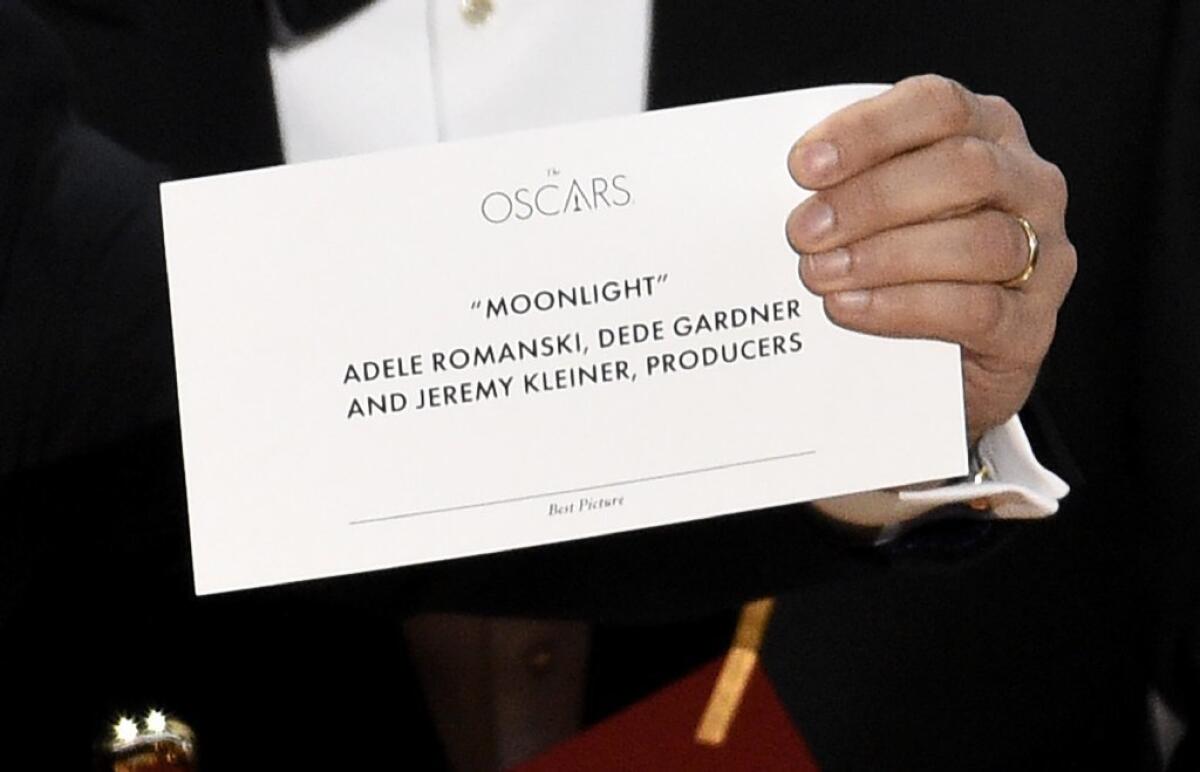 The Academy Awards were betrayed by the simplest item you can imagine. Yes, a piece of paper crashed the Oscars.