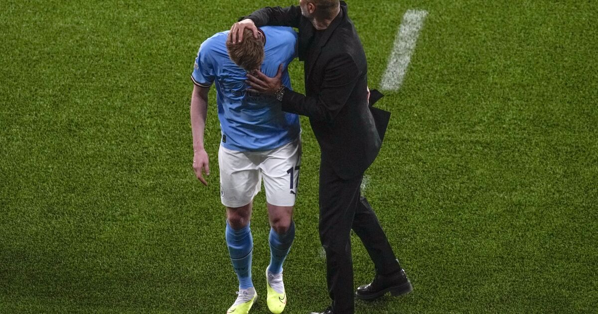 Man City star De Bruyne off inured after just 35 minutes of Champions League final