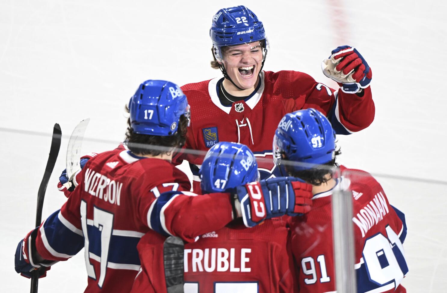 Monahan's late goal lifts Canadiens past Islanders 4-3 in Roy's return to  Montreal