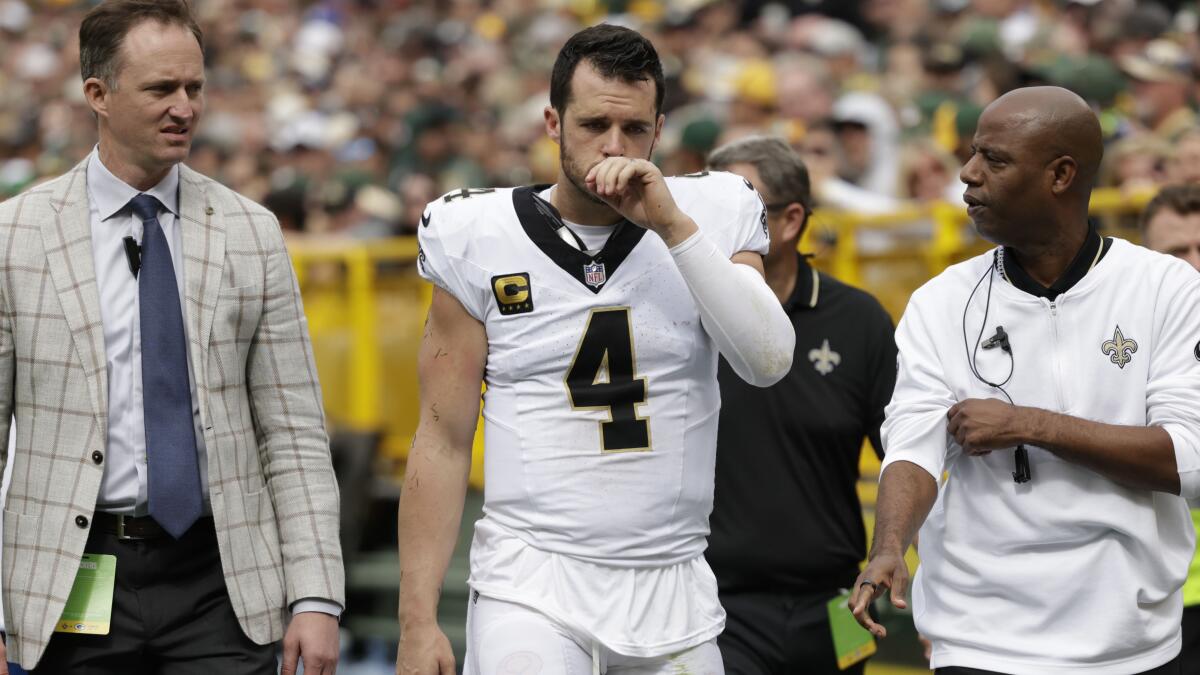 Jordan Love rallies Packers to 18-17 win after Saints lose Derek Carr to  shoulder injury - The San Diego Union-Tribune