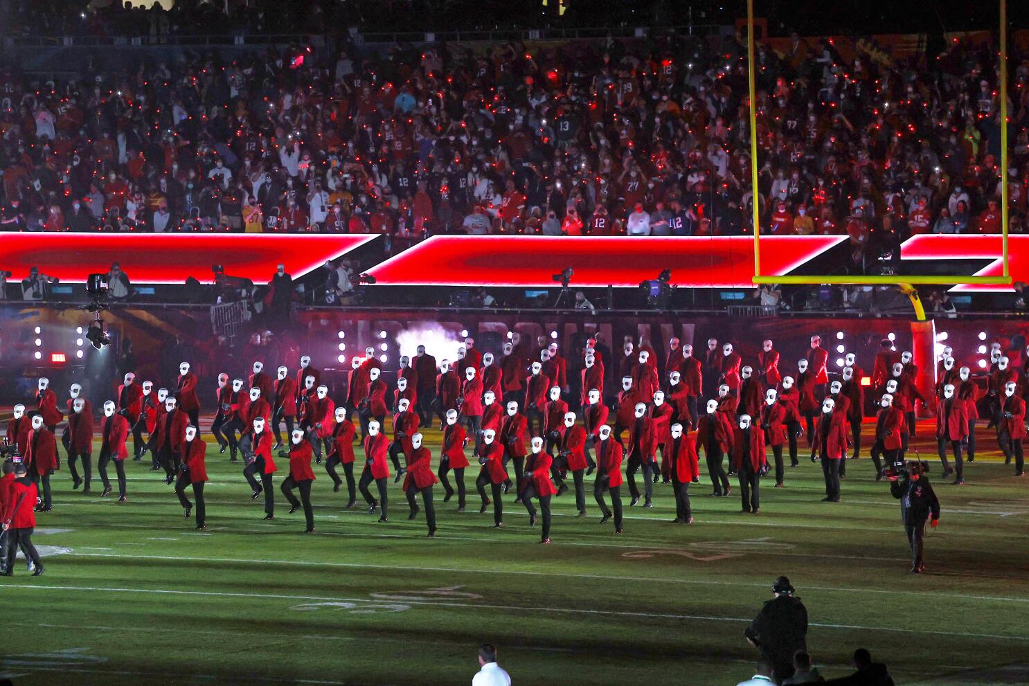 Super Bowl 2022 halftime show has Hollywood, fans 'officially' losing  themselves: 'That's what it's all about'