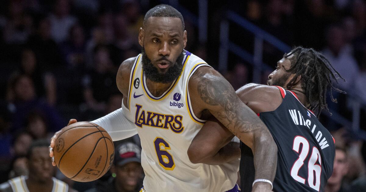 Lakers in crisis? LeBron James won't talk about Russell Westbrook amid 0-3 start
