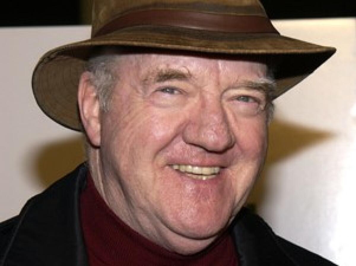 Richard Herd fallece de cáncer.